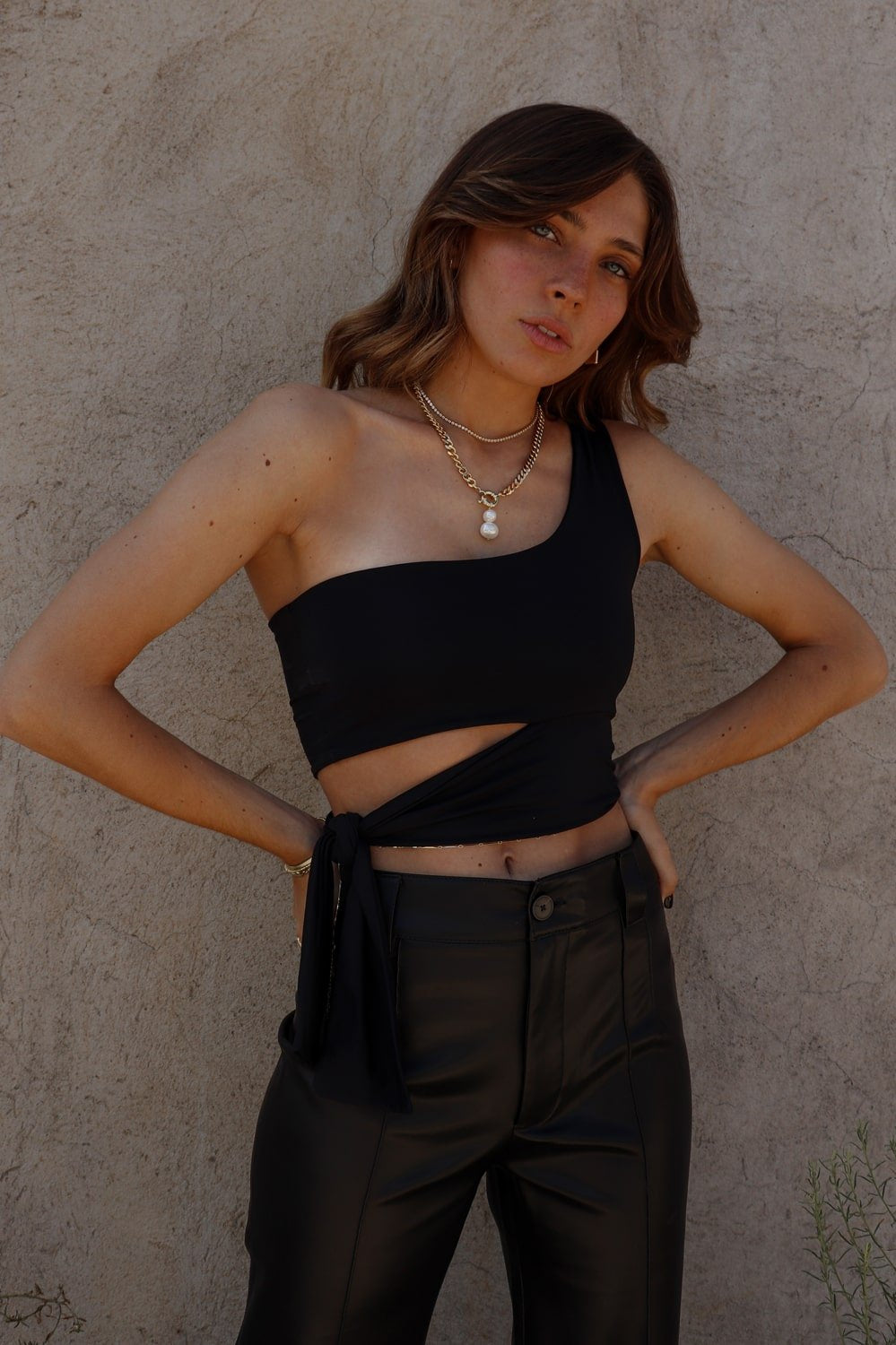 AZZU TOP NEGRO TOPS - Tienda Siete Mares