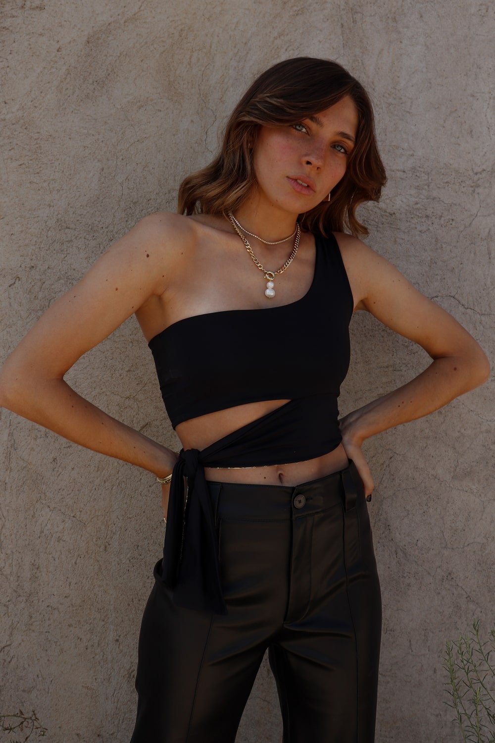 AZZU TOP NEGRO TOPS - Tienda Siete Mares