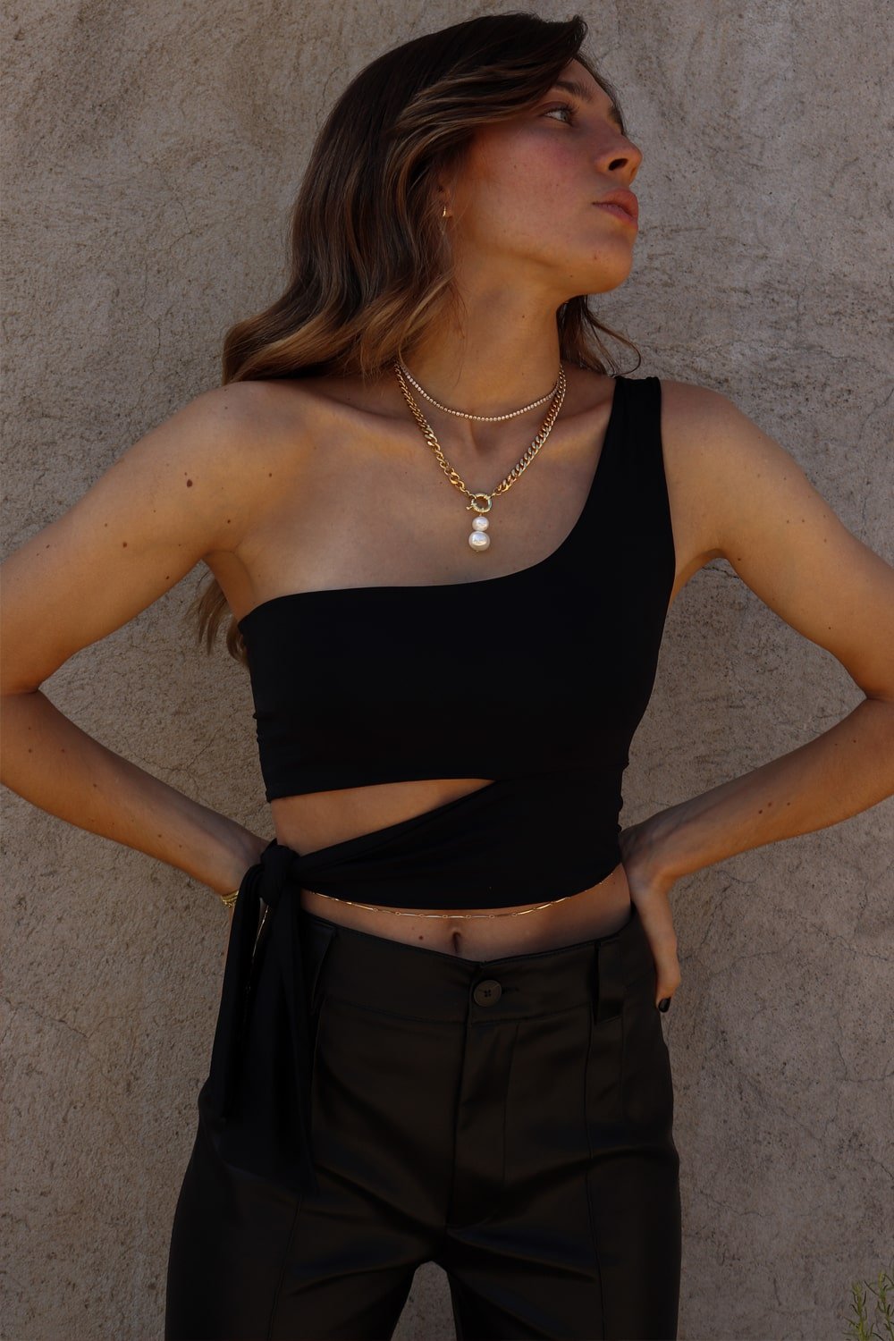 AZZU TOP NEGRO TOPS - Tienda Siete Mares