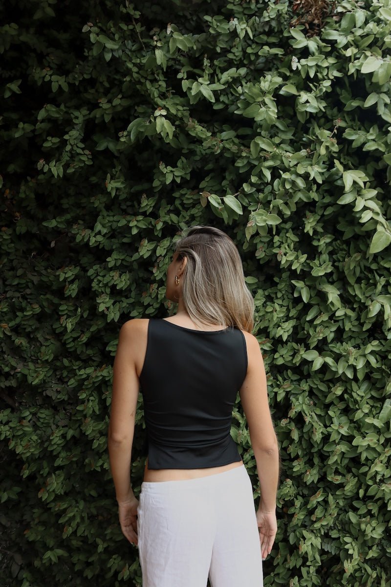 CATHE TOP NEGRO TOPS - Tienda Siete Mares