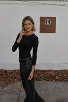ANNE BASIC TOP NEGRO TOPS - Tienda Siete Mares