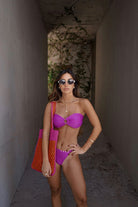 GRACIA BIKINI TOP VIOLETA TEXTURIZADO BIKINIS - Tienda Siete Mares