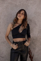 LIPA TOP NEGRO TOPS - Tienda Siete Mares
